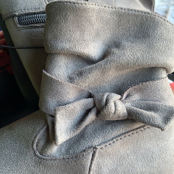 Wonder Nation Toddler Girls Bow Slouch Winter Boot - Picture 3 of 4